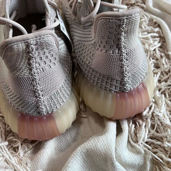 adidas Yeezy Boost 350 V2 Citrin (Non-Reflective) US 13 - Picture 7 of 7